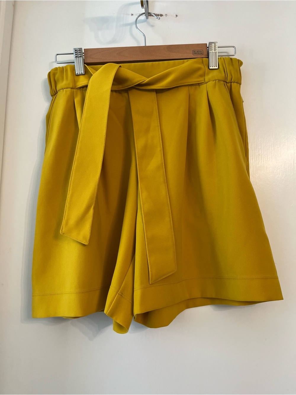lululemon athletica High-Waist Tie-Belt Shorts in Mustard